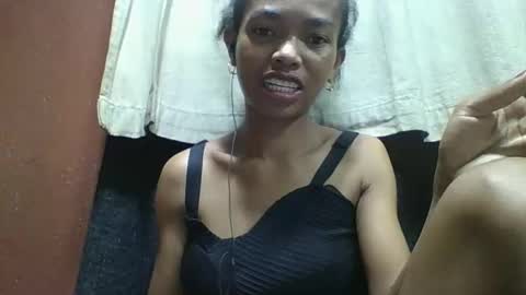 liaraisha online show from 10-17-25, 02:52
