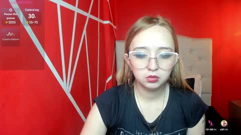 Lia Roberts online show from 12-18-24, 12:07
