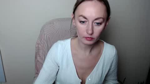 Lia online show from 02-21-26, 12:06