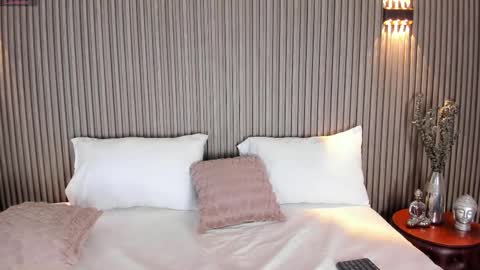  LIA TINK  online show from 03-12-25, 05:17