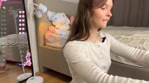 Snapshot of liaveygel chatting on 10-02-25, 03:30 Lia online show from 10-02-25, 03:30