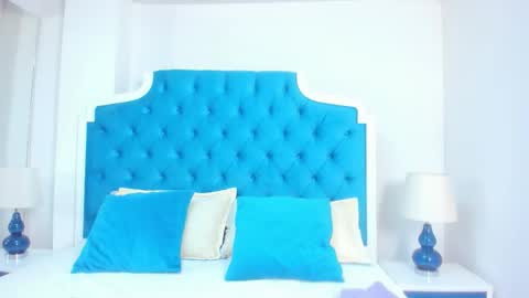 Lia Vivumi  online show from 10-21-25, 11:33