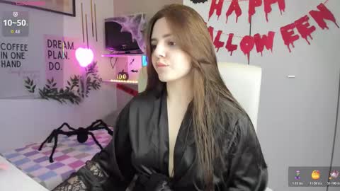 Lia online show from 10-29-25, 02:52