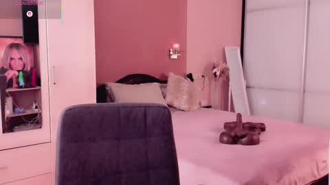 Libby online show from 09-21-25, 11:34