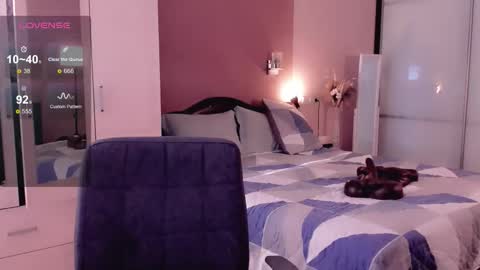 Libby online show from 09-27-25, 11:04