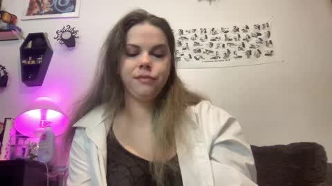 Snapshot of libbydeetzxxx chatting on 01-30-25, 10:29 Libby Deetz online show from 01-30-25, 10:29