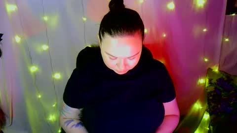 Snapshot of libertaamore chatting on 11-23-25, 09:36 Liberta online show from 11-23-25, 09:36