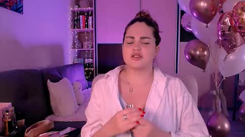 Snapshot of libra_mia chatting on 10-08-25, 04:21 libra_mia online show from 10-08-25, 04:21