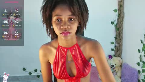 Snapshot of liciiacute chatting on 03-05-25, 02:25 lucia online show from 03-05-25, 02:25