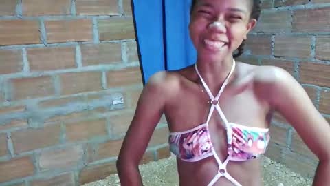 Snapshot of liciiacute chatting on 11-27-25, 09:17 lucia online show from 11-27-25, 09:17