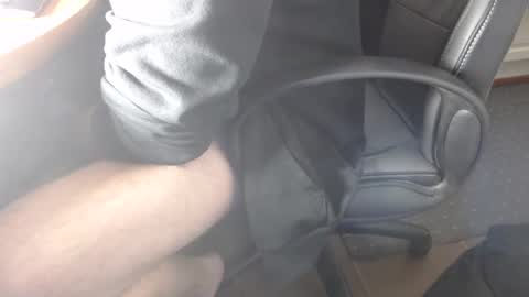 Snapshot of lickerxx46 chatting on 03-11-25, 06:52 lickerxx46 online show from 03-11-25, 06:52