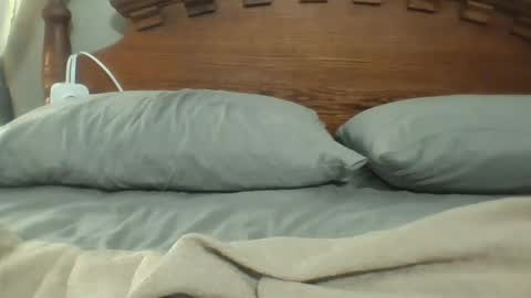 Snapshot of lickmysnowballs chatting on 12-09-24, 01:55 lickmysnowballs online show from 12-09-24, 01:55