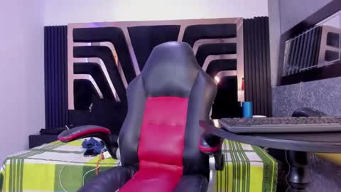 Snapshot of licyevans chatting on 01-15-25, 08:16 licy online show from 01-15-25, 08:16