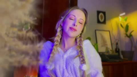 its my birthday today so im offline  but id be so happy if you felt like sending me a birthday love while im away  online show from 02-17-26, 05:08