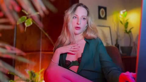 its my birthday today so im offline  but id be so happy if you felt like sending me a birthday love while im away  online show from 02-21-26, 06:53