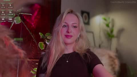 its my birthday today so im offline  but id be so happy if you felt like sending me a birthday love while im away  online show from 04-06-26, 09:16