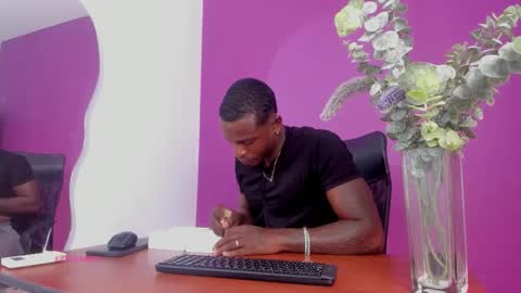 lievelinng online show from 09-19-25, 12:17