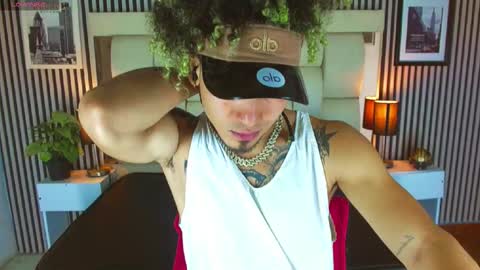 Lihan online show from 11-29-25, 01:36