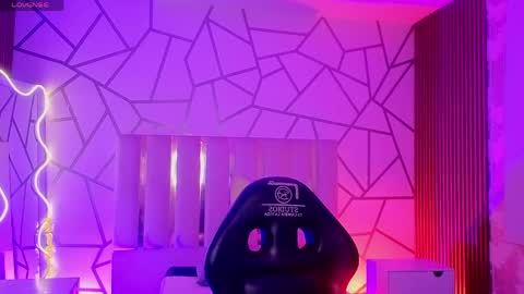 LIHIAN online show from 03-30-26, 03:18