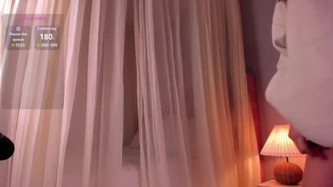 Lia Sweet online show from 01-14-25, 04:50