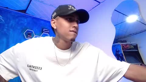 Daniel online show from 12-14-24, 04:31