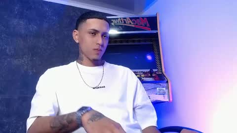 Daniel online show from 03-01-25, 01:18