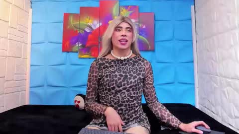 liiacollins online show from 01-10-26, 07:48