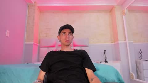 L I I A M online show from 02-07-25, 09:26