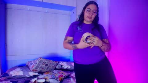         online show from 02-24-25, 11:43