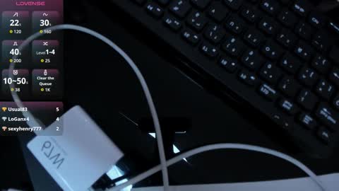 Snapshot of liilylux chatting on 10-19-25, 04:35 liilylux online show from 10-19-25, 04:35