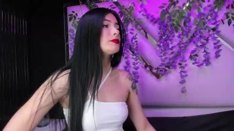 Snapshot of liinzy_rouse chatting on 02-06-26, 03:15 Brittany online show from 02-06-26, 03:15