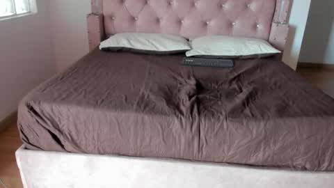 Snapshot of liittle__baby chatting on 01-31-26, 07:11 Valery online show from 01-31-26, 07:11