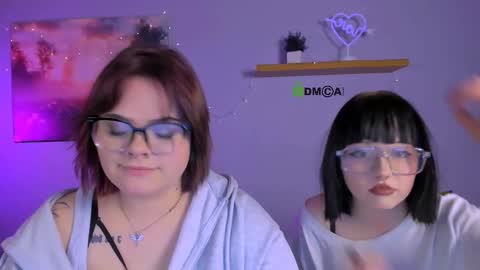 lika_pop online show from 12-13-25, 07:53