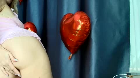 Snapshot of like_firebird chatting on 02-17-25, 04:09 Mia                   Onlyfans link -  online show from 02-17-25, 04:09