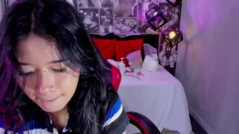 Lili Cey online show from 10-19-25, 07:36