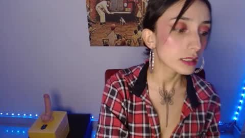 Snapshot of lil_lisaa chatting on 01-10-25, 02:04 Lisaa online show from 01-10-25, 02:04