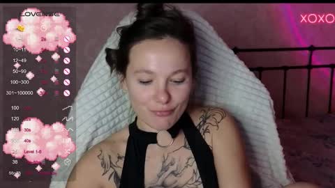 little moon online show from 01-10-25, 07:11