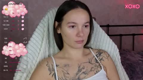 little moon online show from 10-18-25, 07:36