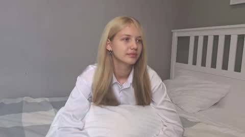 Emma online show from 09-21-25, 08:16