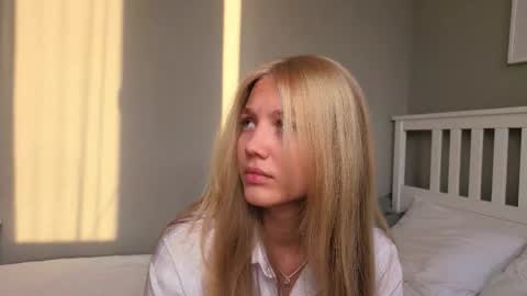 Emma online show from 10-21-25, 10:05