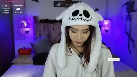 lila_min online show from 10-21-25, 02:07