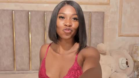 lila bailey  online show from 01-31-25, 10:52