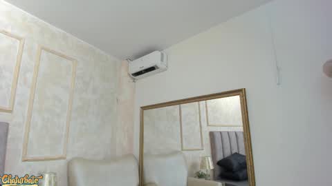 lila bailey  online show from 09-18-25, 07:38