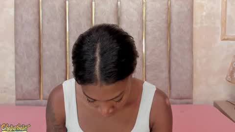 lila bailey  online show from 11-07-25, 07:58