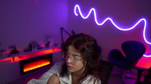 Rebecca online show from 02-18-26, 06:31