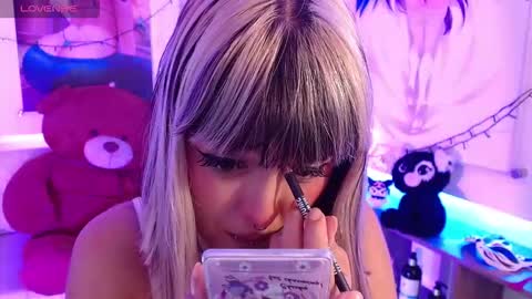 lilcandy19 online show from 01-09-26, 12:08