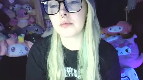 Snapshot of lilemmy1999 chatting on 02-06-25, 11:54 emily ryanson online show from 02-06-25, 11:54