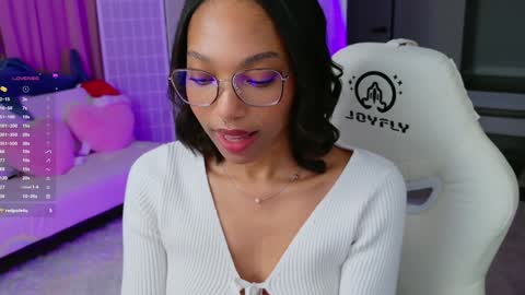 evie online show from 12-20-24, 02:08