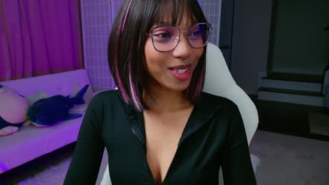 evie online show from 02-05-25, 02:51