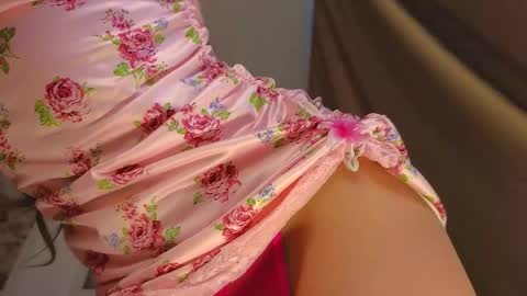 lili__roze_ online show from 02-14-26, 05:26